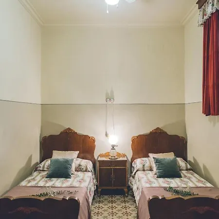 ヴィラ Casa Baulenas